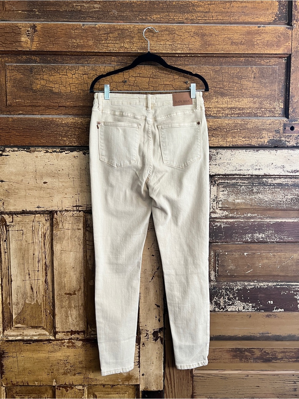 NWOT Judy Blue Cream High Rise Tapered Jeans | Neutral Everyday Denim - Picture 3 of 6
